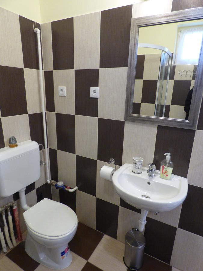 Yellow Apartment Debrecen Luaran gambar