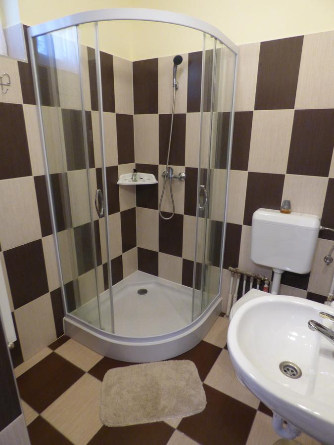 Yellow Apartment Debrecen Luaran gambar